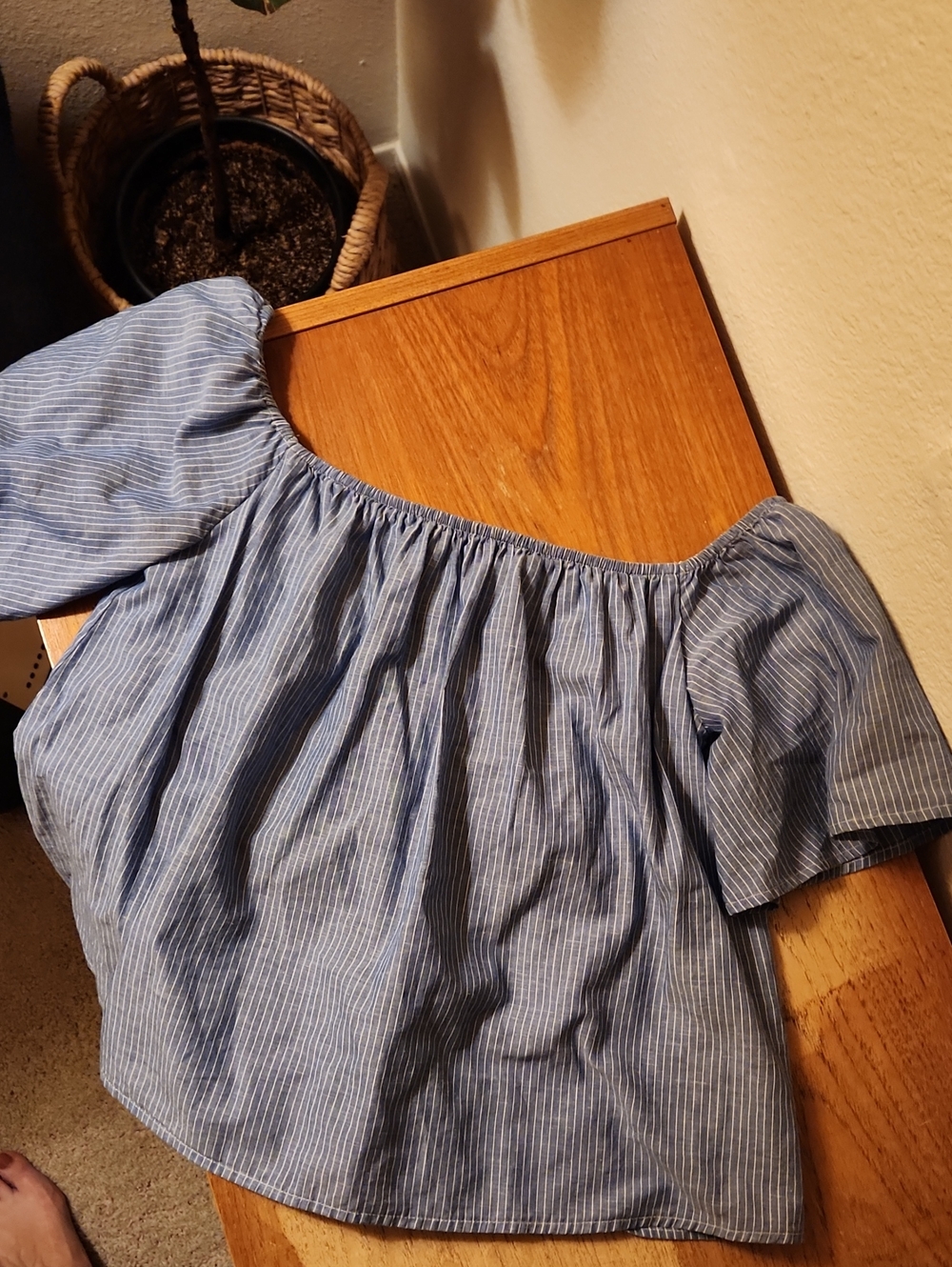 Express Blue Pinstripe Off-Shoulder Puff Sleeve Top